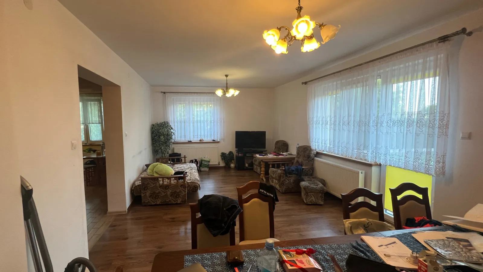 Dining table before refurbishment